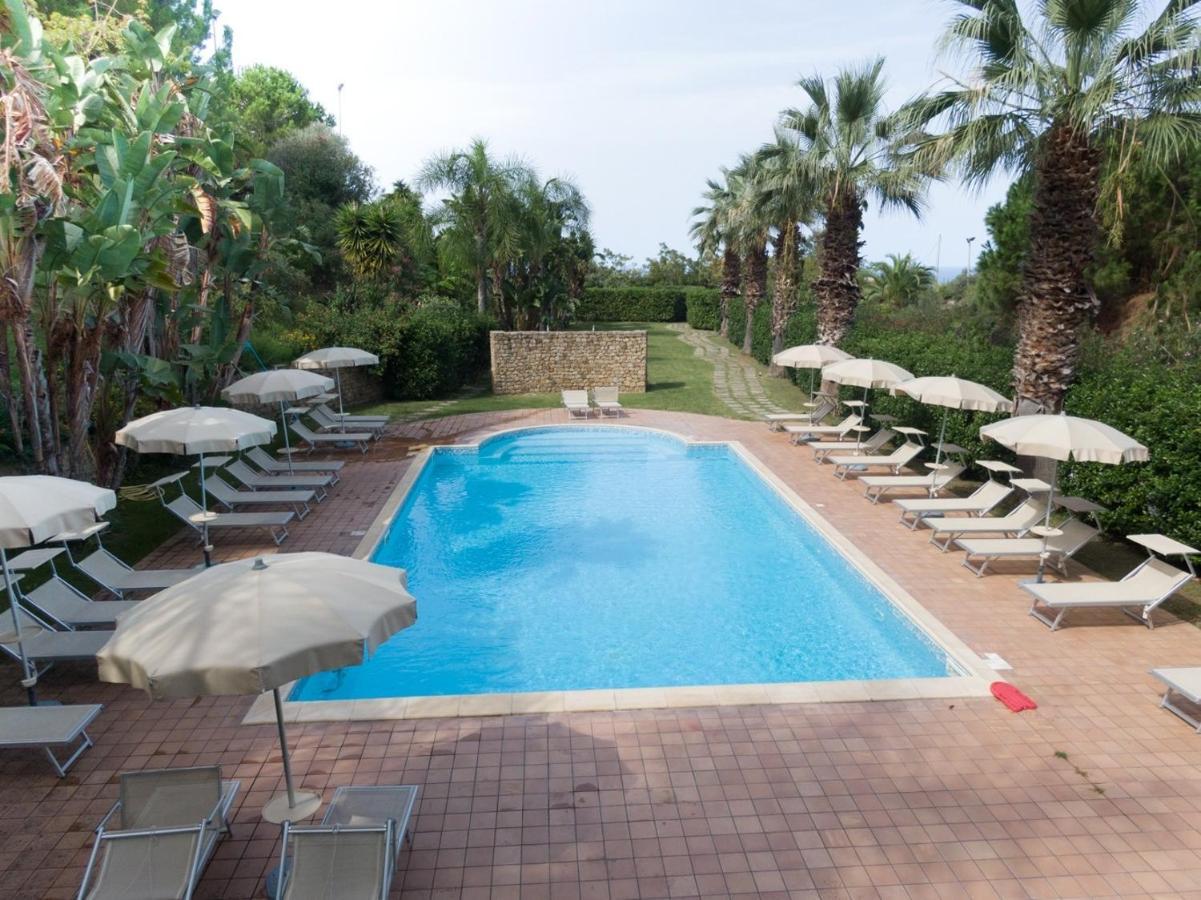 Agriturismo Villa Luca SantʼAgata di Militello Exteriér fotografie