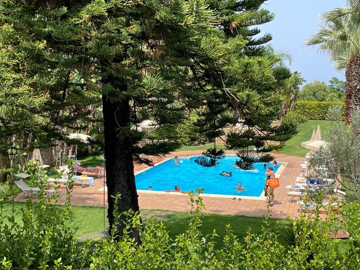 Agriturismo Villa Luca SantʼAgata di Militello Exteriér fotografie